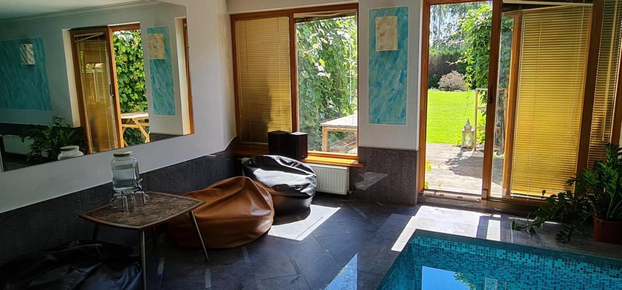 Spacious House With Indoor Pool & Sauna. Ādaži Εξωτερικό φωτογραφία